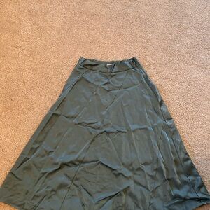 H&M Satin Midi Skirt - Green